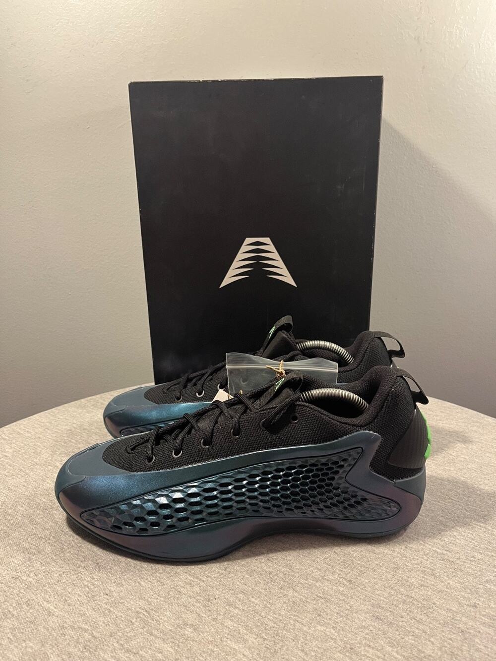 Adidas Anthony Edwards 1 Low Basketball Shoes Metamorphosis JQ6135 Men Size 11.5